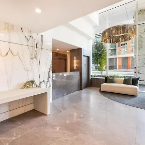 Level Downtown - Howe , Vancouver Canada