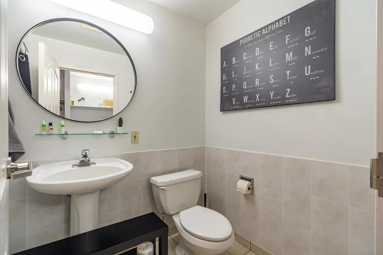 300 Trendy Studio #307 With Ac Hotel Halifax 0*,  Canada